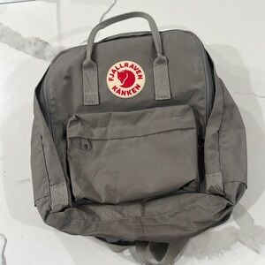 fjallraven kanken backpack